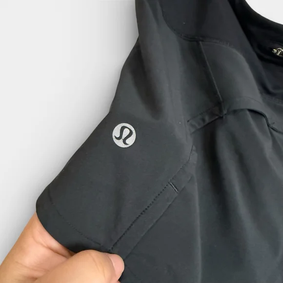 LULULEMON Speed Up 3.75" Hi-Rise Black Shorts, Sz 6 - Picture 10 of 14